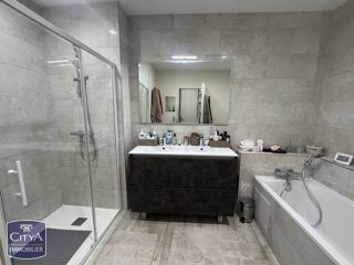  Appartement � vendre 3 pi�ces 94 m�