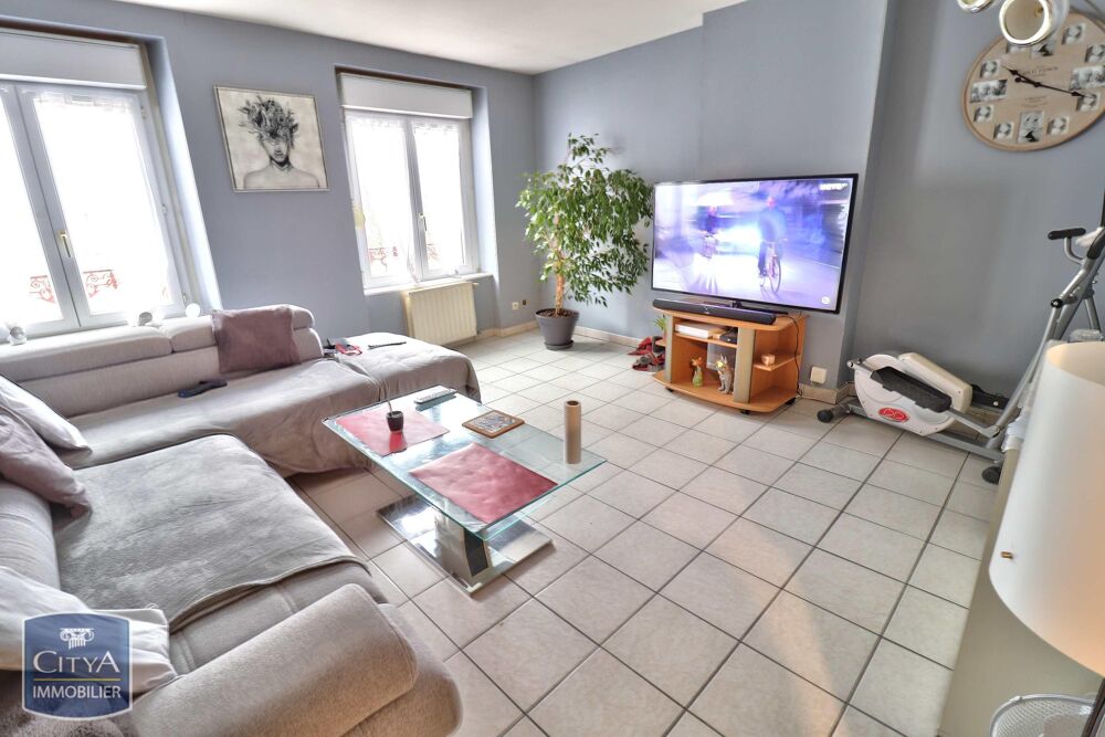   immeuble Le chambon-feugerolles