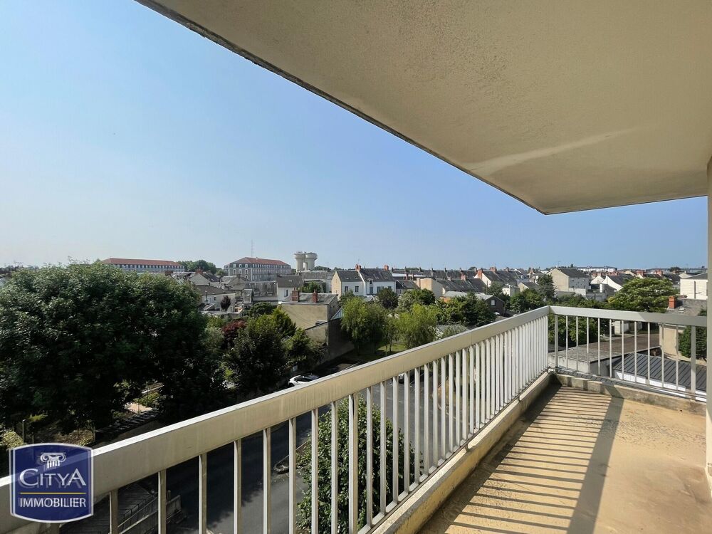 Appartement 3 pièces 84 m² · à Châteauroux · 84 m² · 110 000 €
