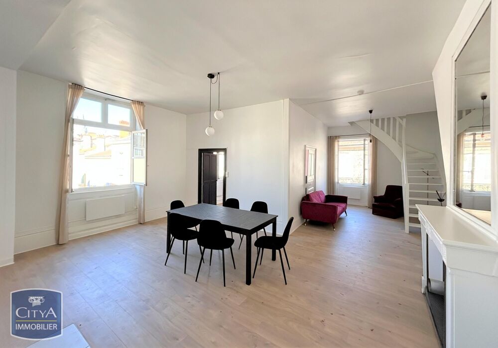 Appartement 5 pièces 106 m² · à Mâcon · 106 m² · 216 000 €