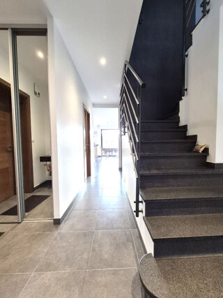  Maison à vendre 10 pièces 200 m²