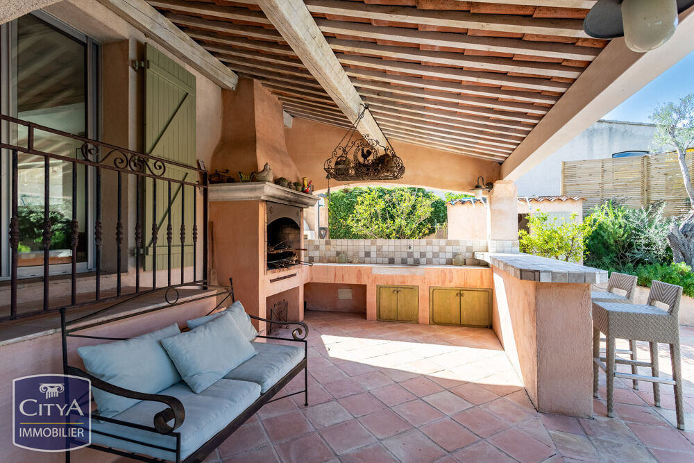 à vendre  Maison Sanary-sur-Mer (83110)
