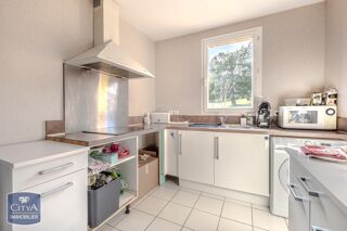  Appartement � vendre 4 pi�ces 83 m�