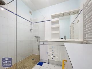  Appartement � vendre 4 pi�ces 84 m�