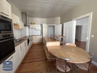  Appartement à vendre 6 pièces 148 m²