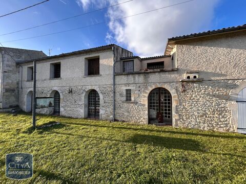 immeuble 79900 17100 Le douhet