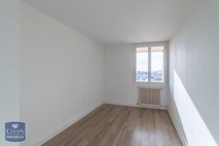  Appartement à vendre 4 pièces 66 m²