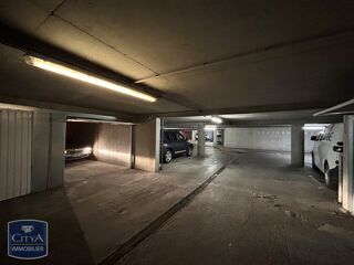  Parking / Garage � vendre 