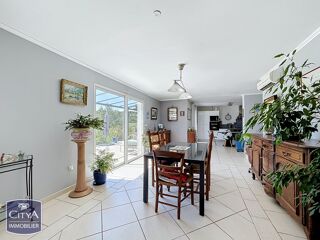  Maison à vendre 5 pièces 152 m² Nîmes