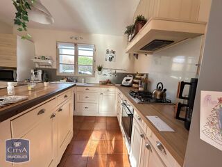  Maison � vendre 4 pi�ces 165 m�