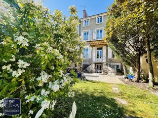  Maison � vendre 9 pi�ces 190 m�