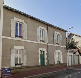  Maison à vendre 10 pièces 233 m²