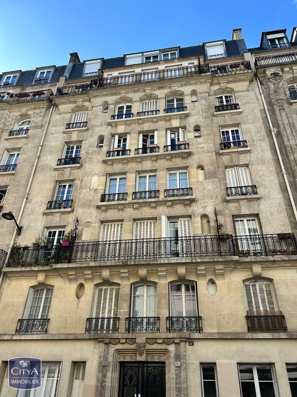 Appartement 1 pièce 29 m² · à Paris 20 · 29 m² · 245 000 €