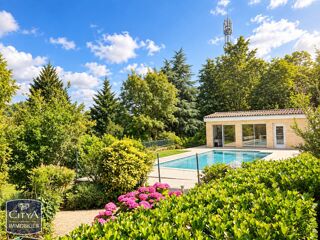  Maison à vendre 11 pièces 387 m²