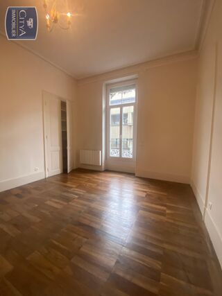  Appartement à vendre 5 pièces 141 m²