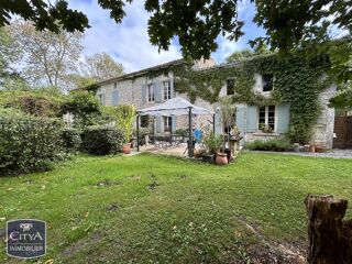 Maison à vendre 10 pièces 285 m²