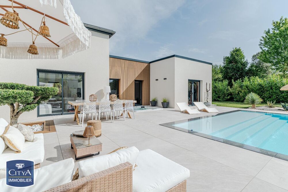 � vendre  Maison Saint-Cyr-sur-Loire (37540)