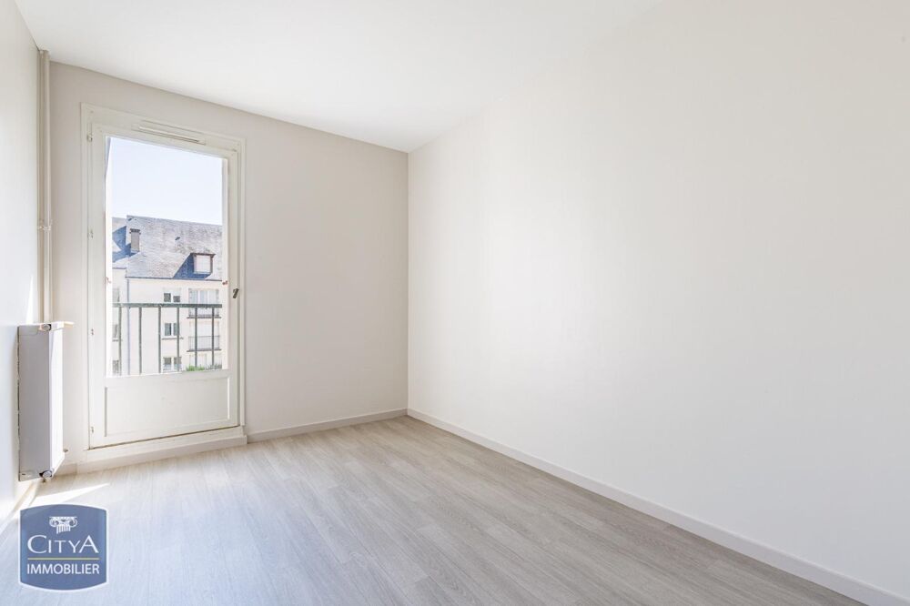 Apartment in Tours, Cathédrale - Plus