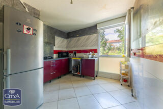  Appartement à vendre 4 pièces 77 m²