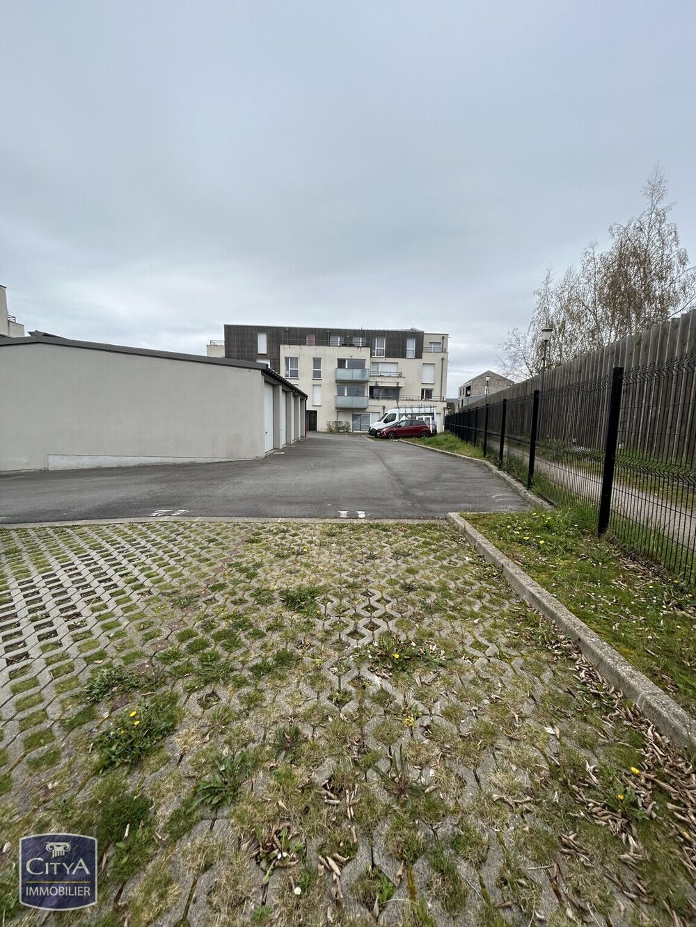 Vente Parking/Garage parking Dainville