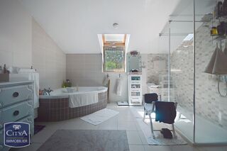  Maison à vendre 9 pièces 230 m²