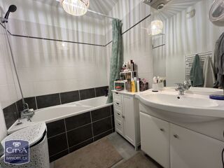  Appartement � vendre 3 pi�ces 73 m�