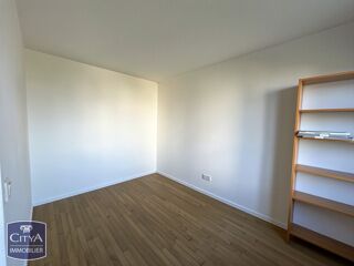  Appartement � vendre 15 + pi�ces 64 m�