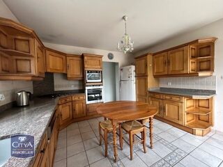  Maison � vendre 8 pi�ces 222 m�