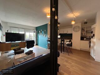  Appartement � vendre 5 pi�ces 83 m�