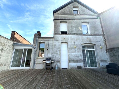   maison Maison - 6 pièce(s) - 135 m²