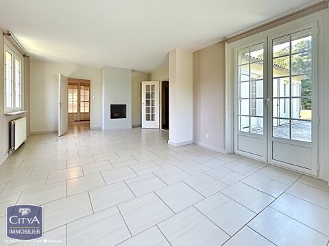   maison Maison - 5 pièce(s) - 126 m²
