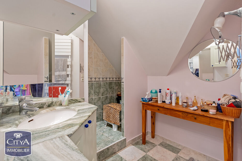 à vendre  Maison Vendeville (59175)