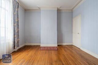  Maison � vendre 10 pi�ces 200 m�