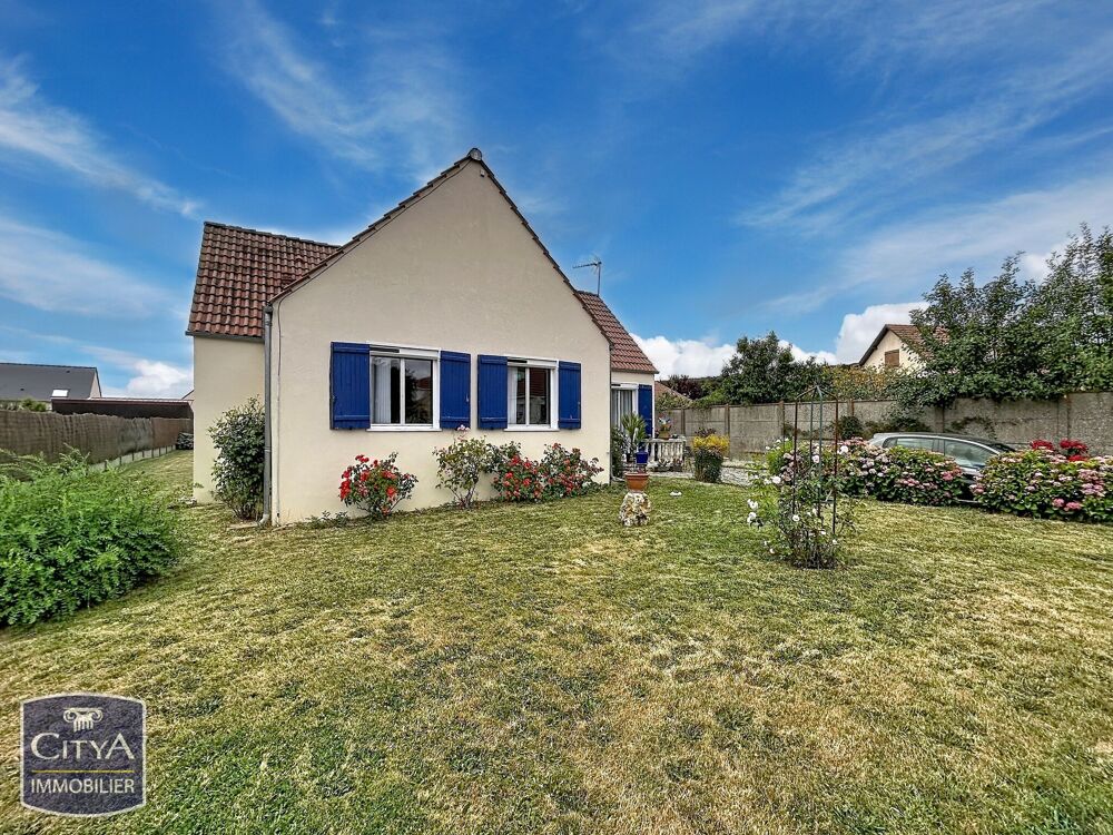 Maison 4 pièces 79 m² · à Saint-Aubin-des-Bois · 79 m² · 210 000 €