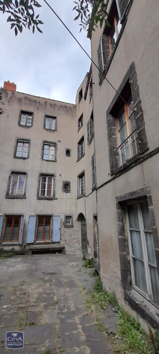   immeuble Riom