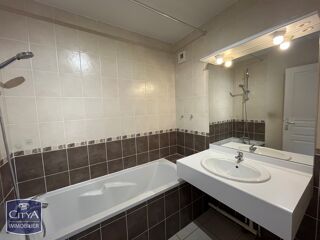  Appartement à vendre 4 pièces 74 m²