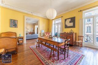  Appartement à vendre 6 pièces 208 m²