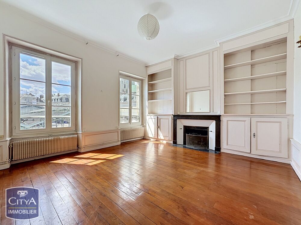 Appartement 2 pièces 75 m² · à Chartres · 75 m² · 210 000 €