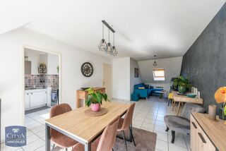 Appartement 3 pièces 66 m² · à Condé-sur-l'Escaut · 66 m² · 80 000 €