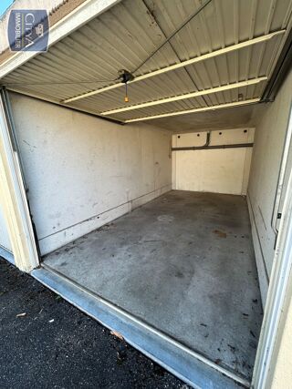  Parking / Garage à vendre 13 m²