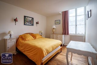  Maison à vendre 13 pièces 390 m²
