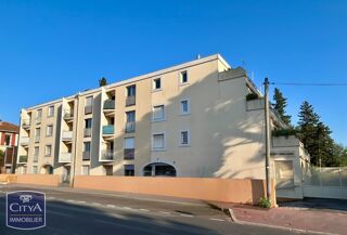  Parking / Garage à vendre 