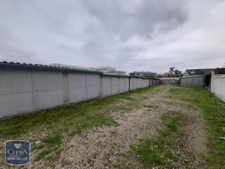  Parking / Garage à vendre 