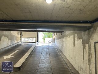  Parking / Garage à vendre 