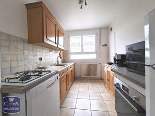  Appartement � vendre 5 pi�ces 82 m�