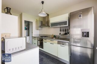  Appartement à vendre 4 pièces 77 m²