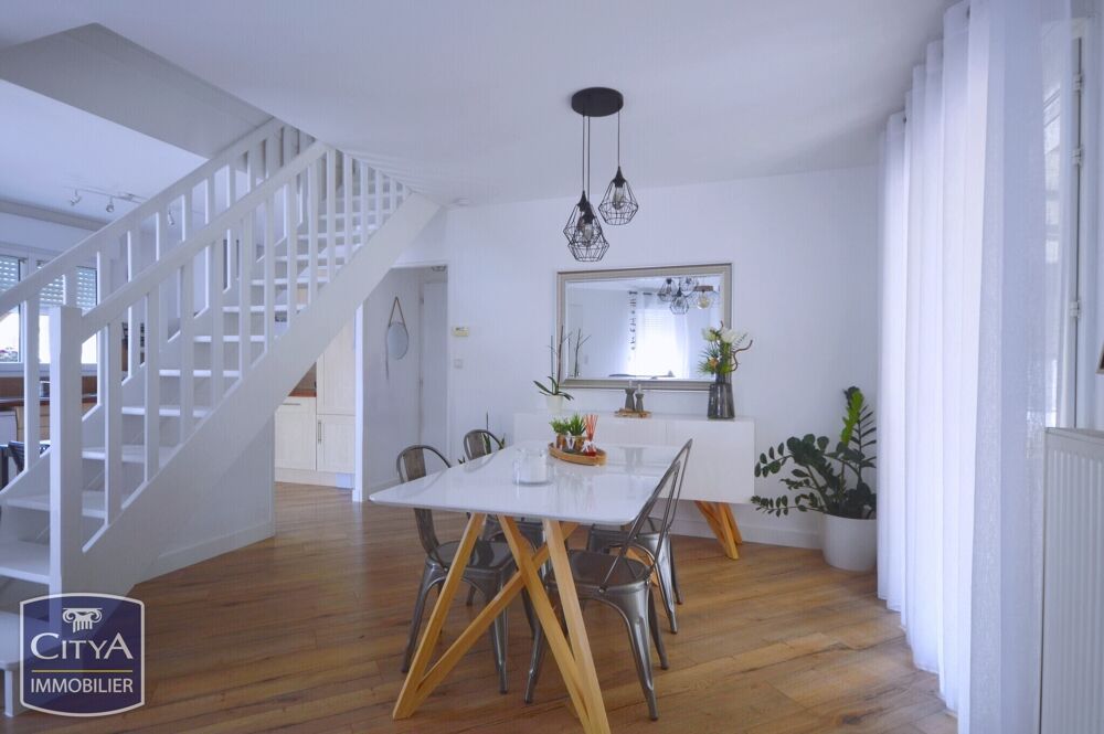 Maison 5 pièces 101 m² · à Cholet · 101 m² · 225 000 €