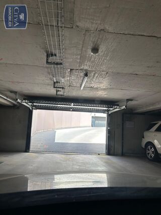  Parking / Garage à vendre 