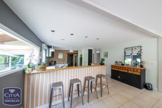  Maison à vendre 8 pièces 332 m²
