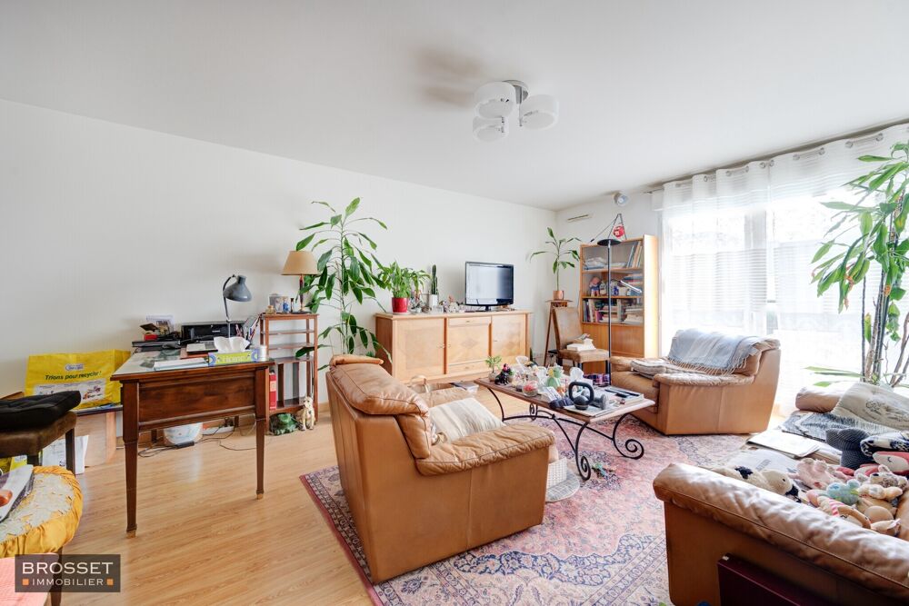 Appartement 3 pièces 70 m² · à Saint-Cyr-sur-Loire · 70 m² · 227 910 €